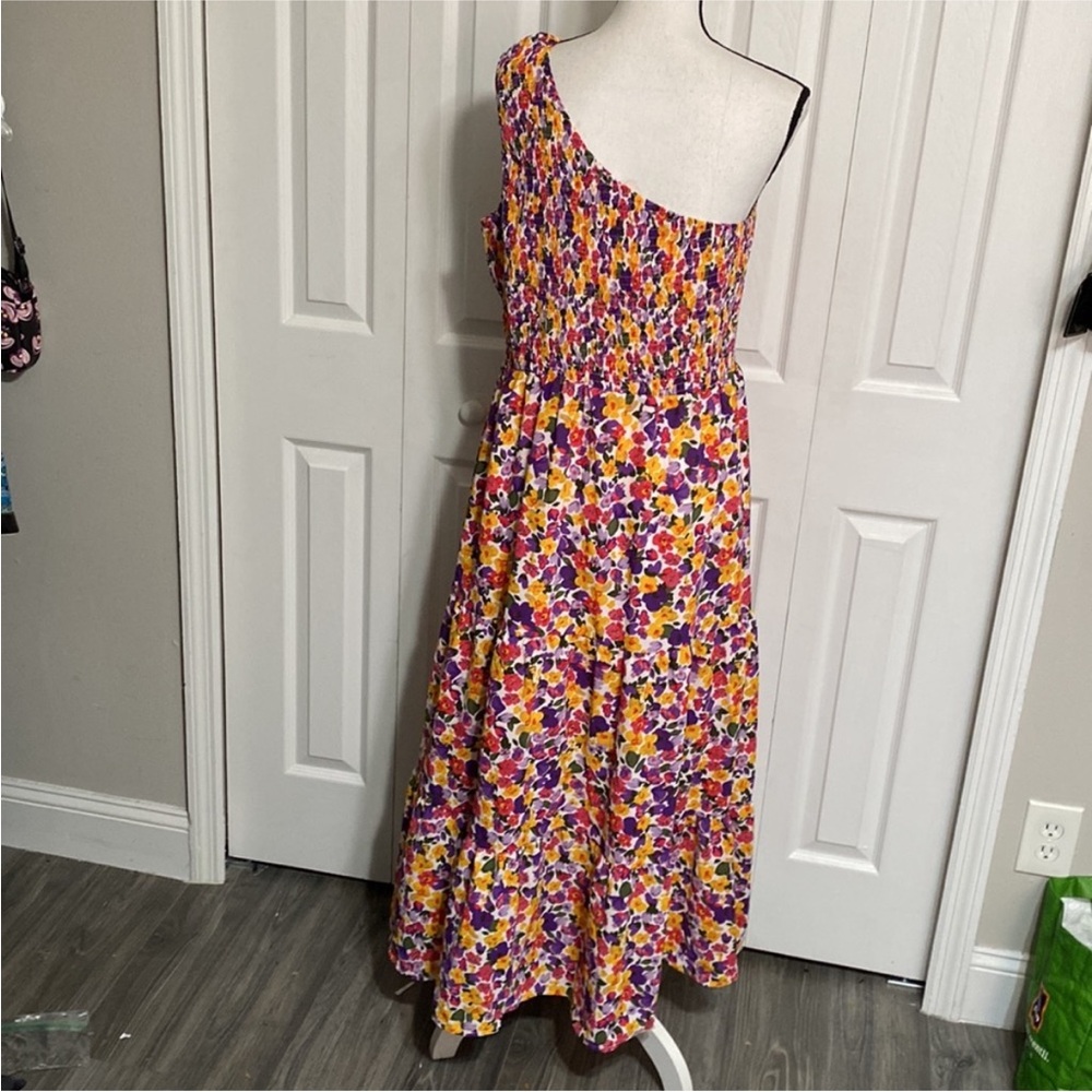 Floral One-Shoulder Dress - Picture 4 of 6